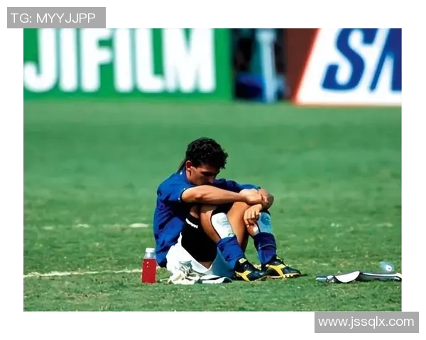 足球七号传奇背影彰显王者风范与无限荣耀