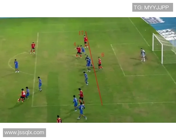 足球球星背身过人技巧分析及经典实例解析 足球球星背身过人技巧分析及经典实例解析