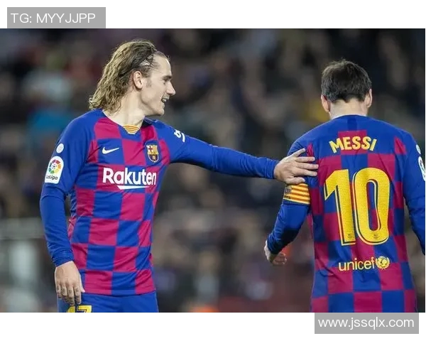 足球球星卡包收藏新风潮 让你与偶像亲密接触的独特体验 足球球星卡包收藏新风潮 让你与偶像亲密接触的独特体验